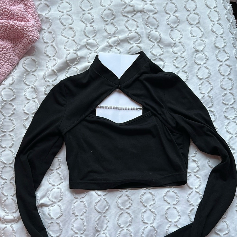 Black top with pearls